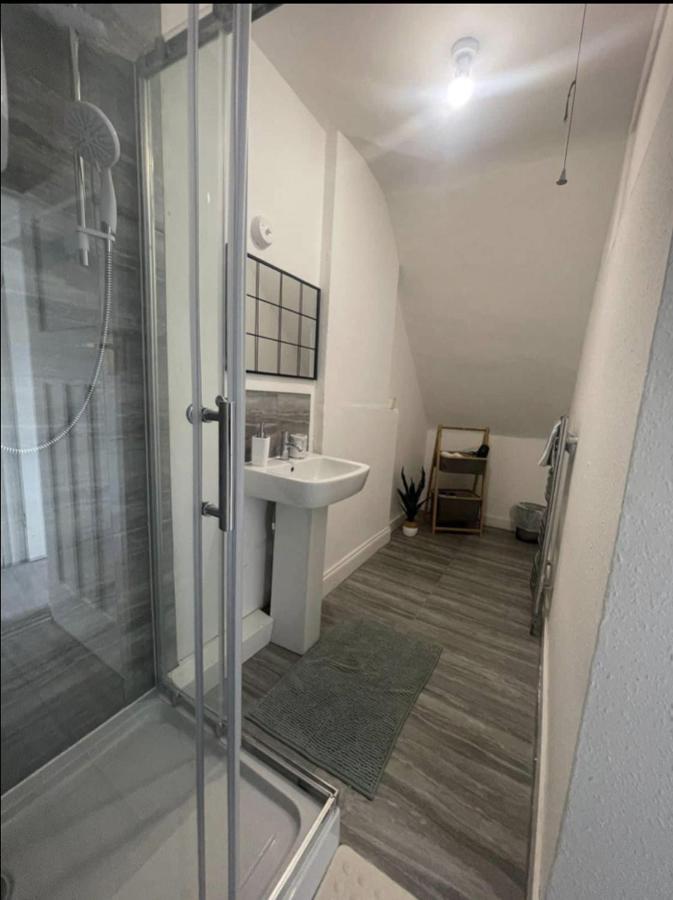 Charming 2 Bed Flat On Tower Bridge Apartment Londra Exterior foto